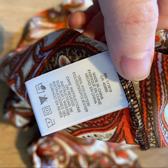 Michael Kors Patterned Silky Long Sleeve - Picture 4 of 5